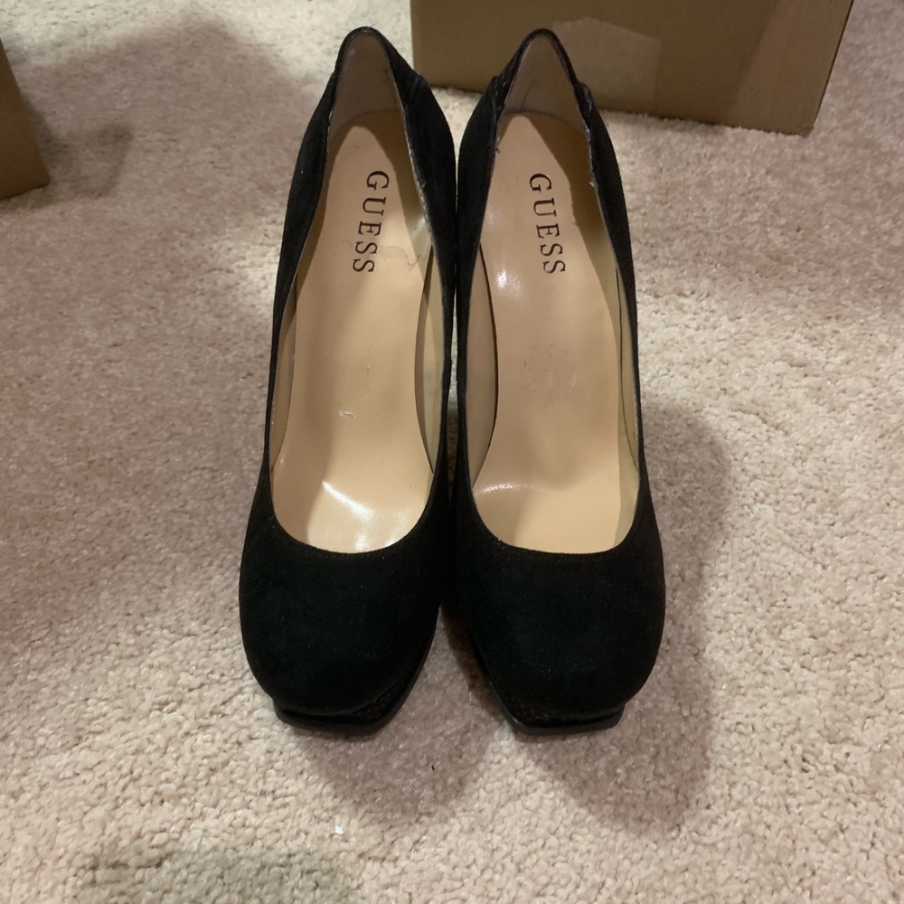 Guess- lightly worn Black high heels